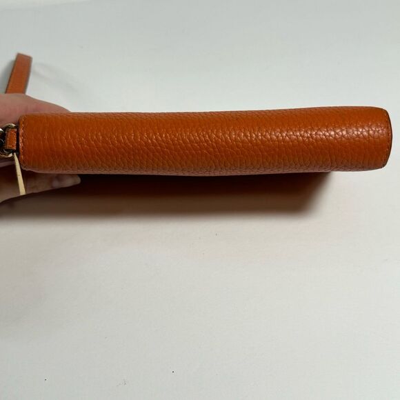 Michael Kors Orange Wallet - Picture 6 of 6